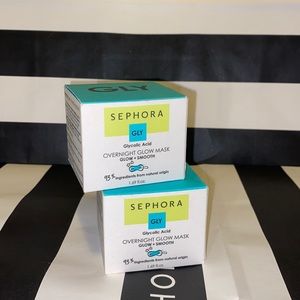 Sephora: Overnight Glow Mask to smooth and glow with Glycolic Acid